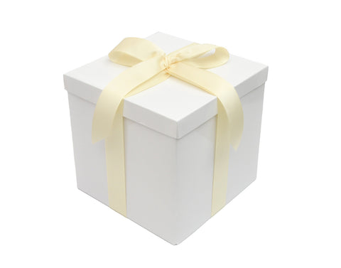 Neutral Baby Gift Box